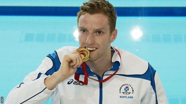 Dan Wallace with his gold medal