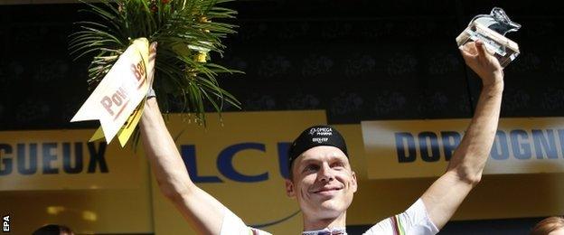 But nobody can stop triple world time trial champion Tony Martin from taking the stage win