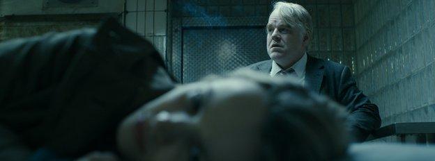 Rachel McAdams and Philip Seymour Hoffman in A Most Wanted Man