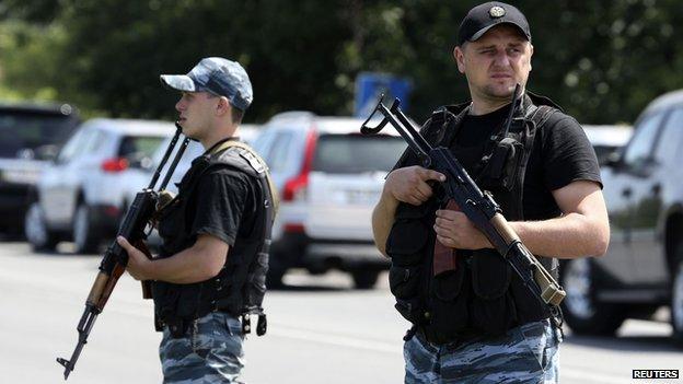 Pro-Russia separatists near Shakhtarsk in Donetsk region