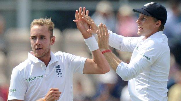 Stuart Broad celebrates a wicket