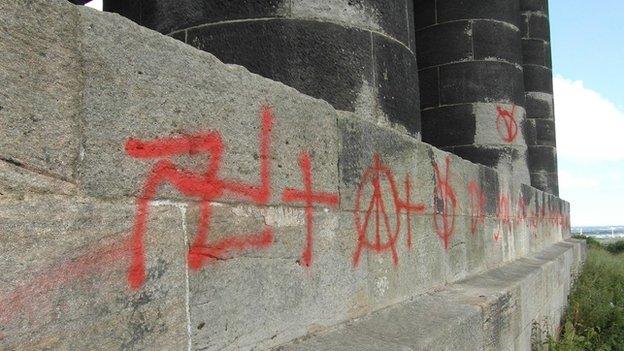 Graffiti on Penshaw Monument