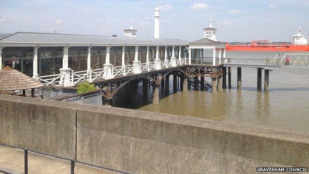 Gravesend Town Pier