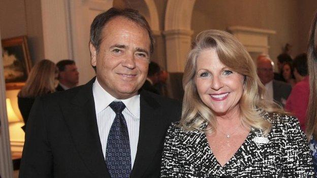 Jonnie Williams and Maureen McDonnell (5 May 2011)