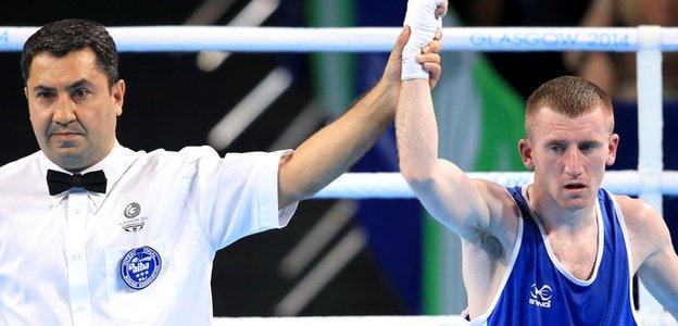 Paddy Barnes of Northern Ireland beat Devendro Laishram of India in the light-flyweight final