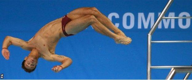 Tom Daley dives for England