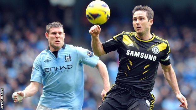 Frank Lampard playing for Chelsea against Manchester City in the 201-13 season