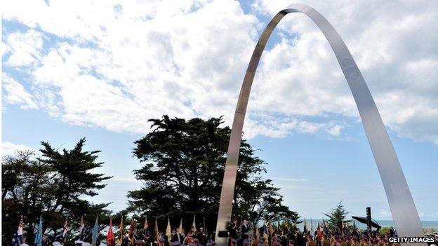 Memorial arch in Folkestone