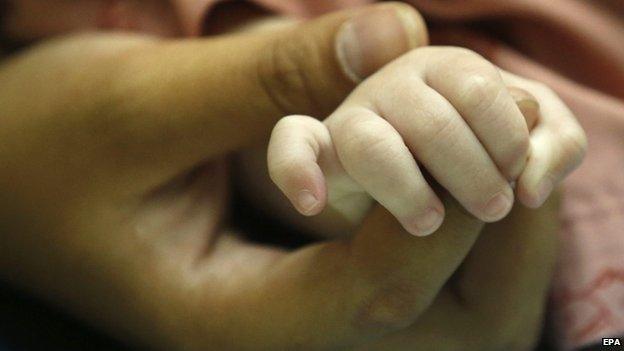 Close-up of Gammy's hand (4 August 2014)