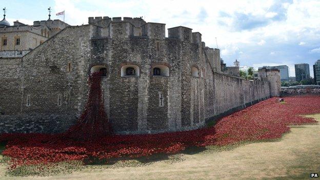 Art installation Blood Swept Lands and Seas of Red, by artist Paul Cummins, at the Tower of London