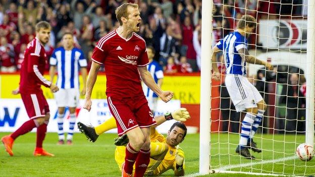 Mark Reynolds put Aberdeen 2-1 ahead against Real Sociedad
