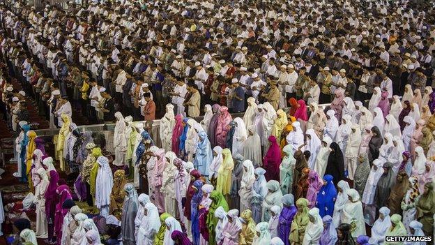 Indonesian Muslims perform prayers known as Tarawih at Istiqlal Mosque the largest mosque in Southeast Asia on 28 June, 2014 in Jakarta, Indonesia