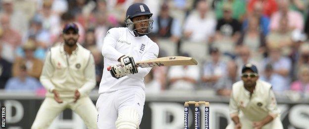 England's Chris Jordan holes out