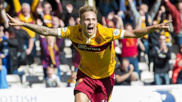 Motherwell striker Lee Erwin