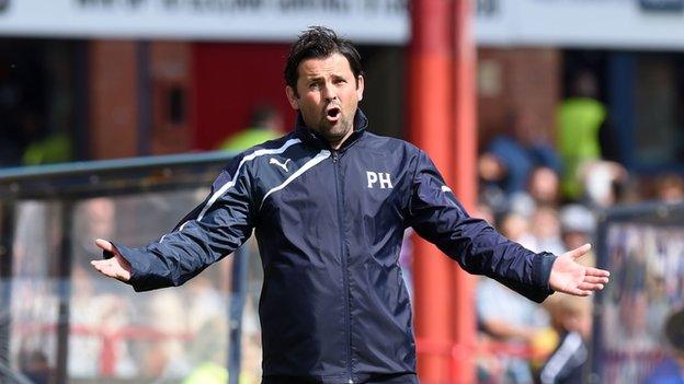 Dundee manager Paul Hartley