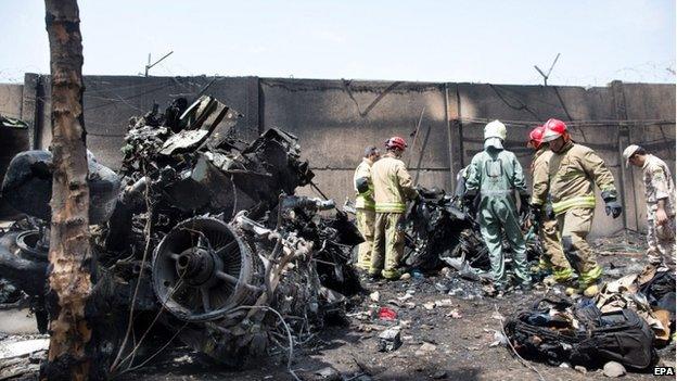 Scene of the crash in Tehran (10 August 2014)