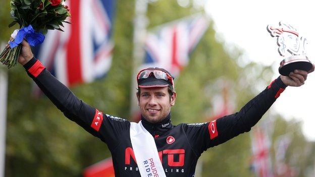 Adam Blythe celebrates victory in the London-Surrey Classic