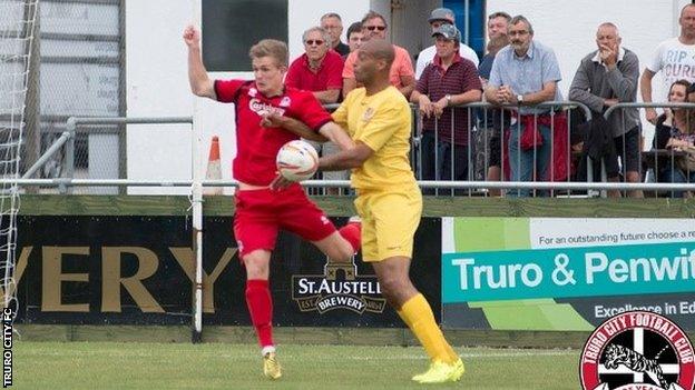 Truro City vs Chesham