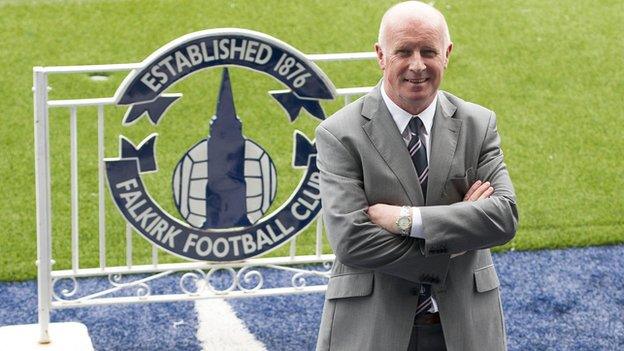 Falkirk manager Peter Houston