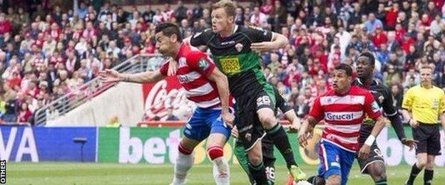 Charlie I'Anson in action for Elche against Granada