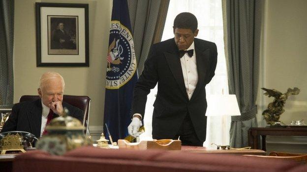 Robin Williams and Forest Whitaker in The Butler