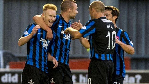 Ali Crawford celebrates with Grant Gillespie, Danny Redmond and Alex Neil