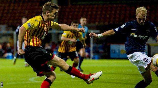 Stephen O'Donnell scores for Partick Thistle against Ross County