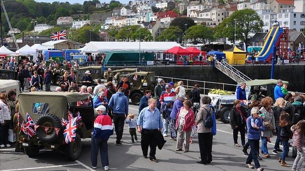 Crowds at Liberation Day 2013