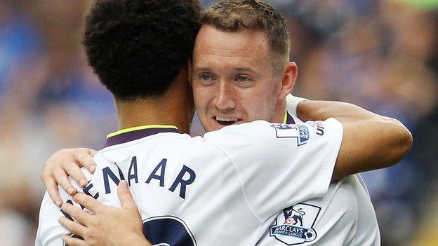 Steven Pienaar and Aiden McGeady