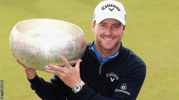 Marc Warren with the Made in Denmark trophy