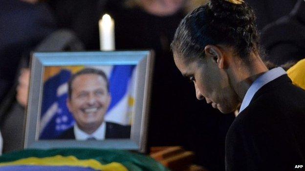 Marina Silva by Mr Campos's coffin