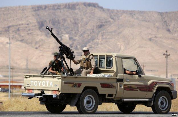 Kurdish fighters head towards Mosul dam, Iraq, 17 August