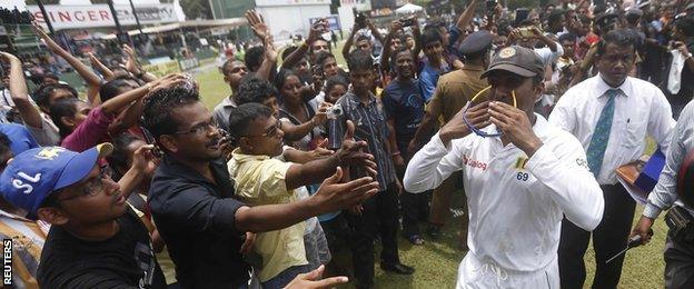 Mahela Jayawardene bowed out of Test cricket with a win over Pakistan