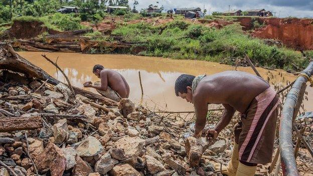 Miners at Sifontes, Venezuela