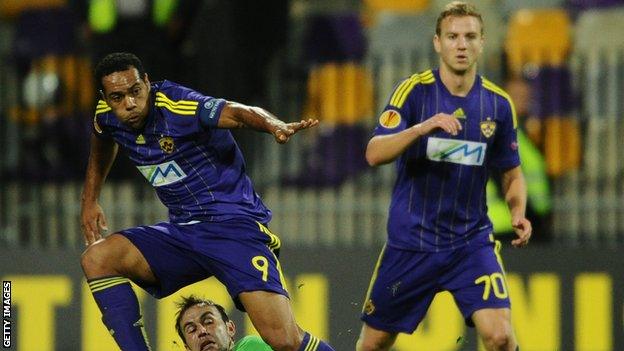 Maribor striker Marcos Tavares