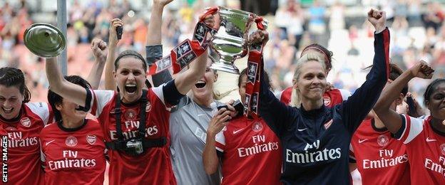 Kerr led Arsenal to FA Cup success last season