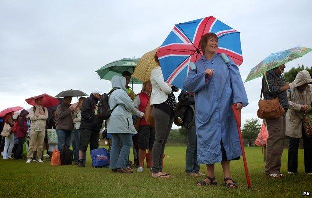 Wet queue at Wimbledon