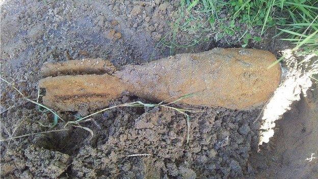 world war two bomb found at Kenfog Pool, Bridgend