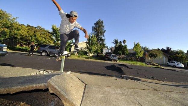 Skateboarder in Napa, 24 Aug