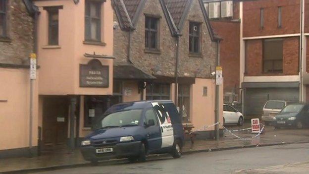 Black Swan pub in Stapleton Road