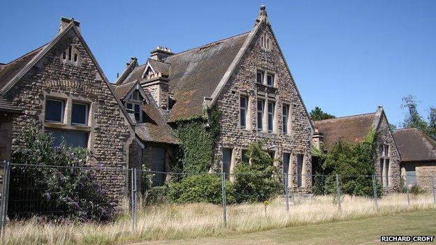 Grantham Hospital building (derelict)