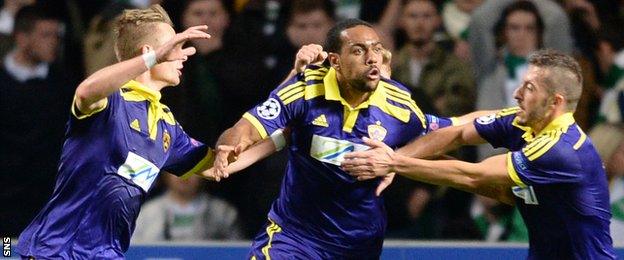 NK Maribor players celebrating