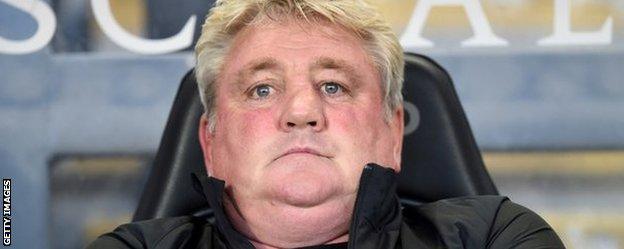 Steve Bruce shows his disappointment