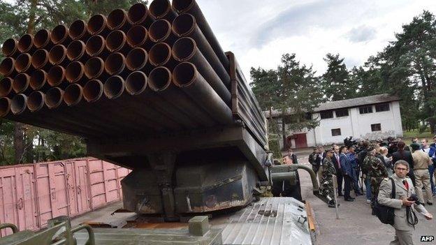 Military hardware said to be Russian displayed in Kiev - 29 August