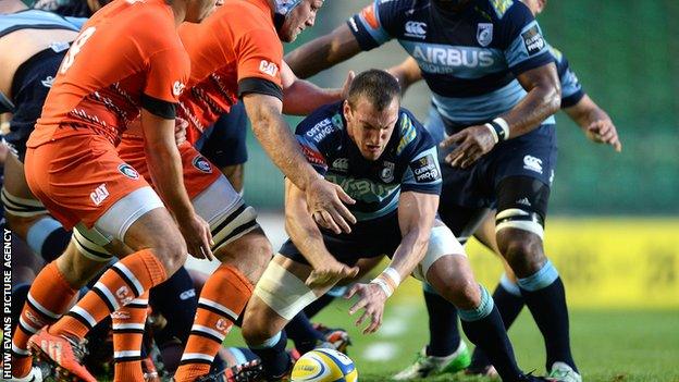 Sam Warburton in action for Cardiff Blues