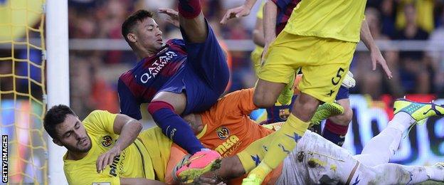 Neymar in action against Villarreal