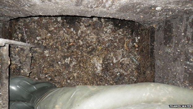 Fatberg under Shepherd's Bush