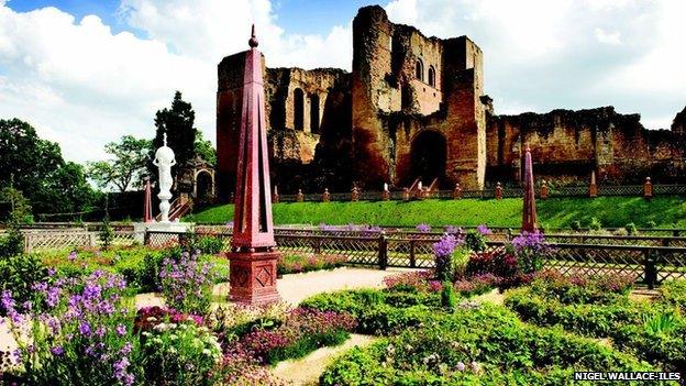 Garden at Kenilworth Castle