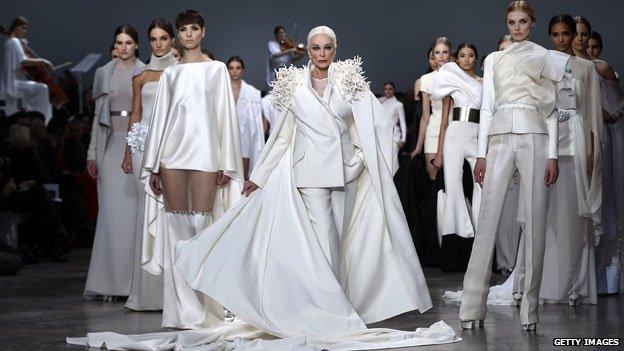 Carmen Dell'Orefice on the catwalk in 2013