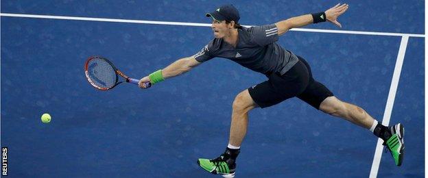 Andy Murray in action against Novak Djokovic in the US Open